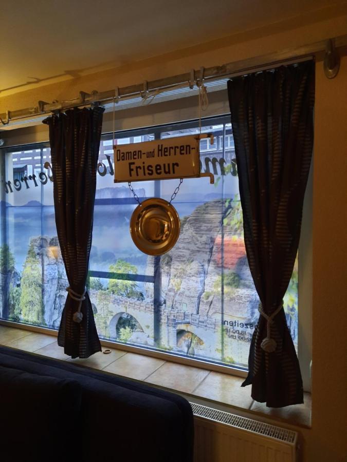 Urlaub Im Friseursalon Apartment Sebnitz Bagian luar foto