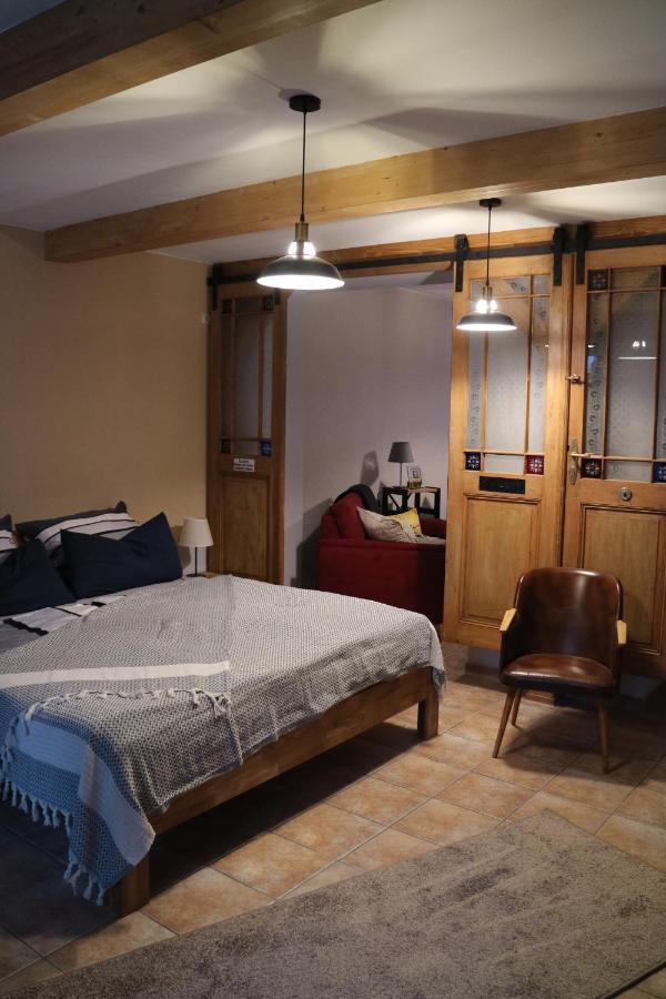 Urlaub Im Friseursalon Apartment Sebnitz Bagian luar foto